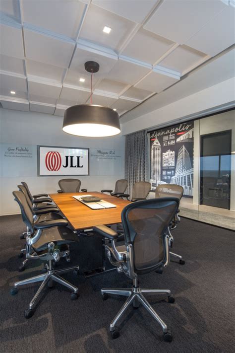 JLL Offices - Indianapolis | Office Snapshots