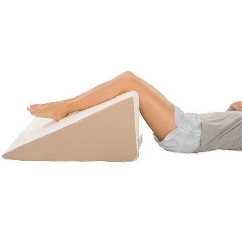 DeluxeComfort.com Memory Foam Bed Wedge - 25" X 24" X 12"