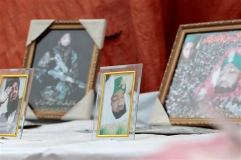 Rose-covered Shrine to Islamist Murderer Mumtaz Qadri Reveals Pakistan's Challenges - News18