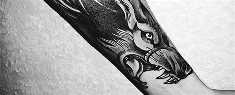 40 Wolf Forearm Tattoo Designs For Men - Masculine Ink Ideas