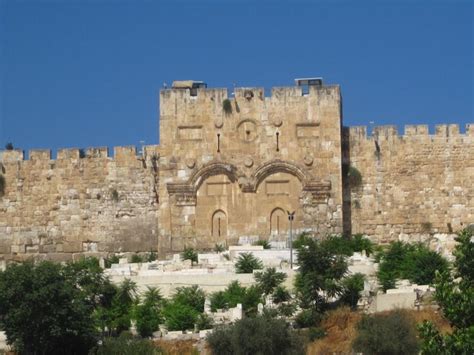 The Golden Gate in Jerusalem, Israel. | Israel travel, Golden gate ...