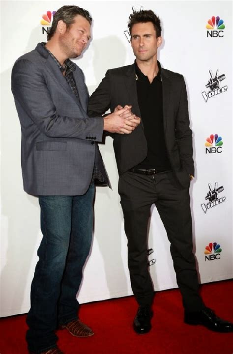 VJBrendan.com: Adam Levine And Blake Shelton Get Bromantic On The Red Carpet