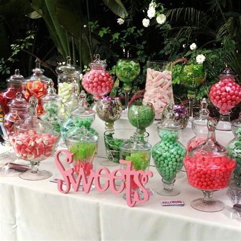 1000+ images about Candy tables & displays on Pinterest | Dessert ...