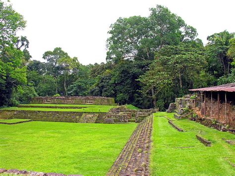 Quiriguá: un yacimiento arqueológico maya en Guatemala