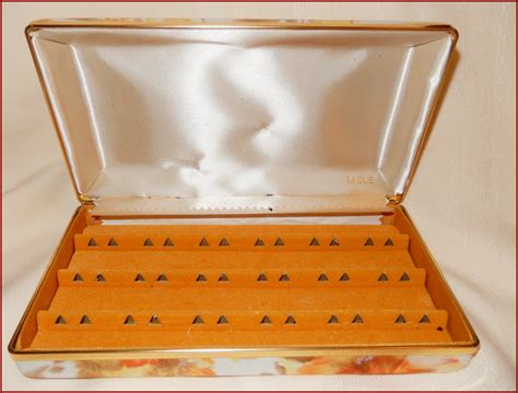 VINTAGE MELE JEWELRY CASE – Abandoned Treasures