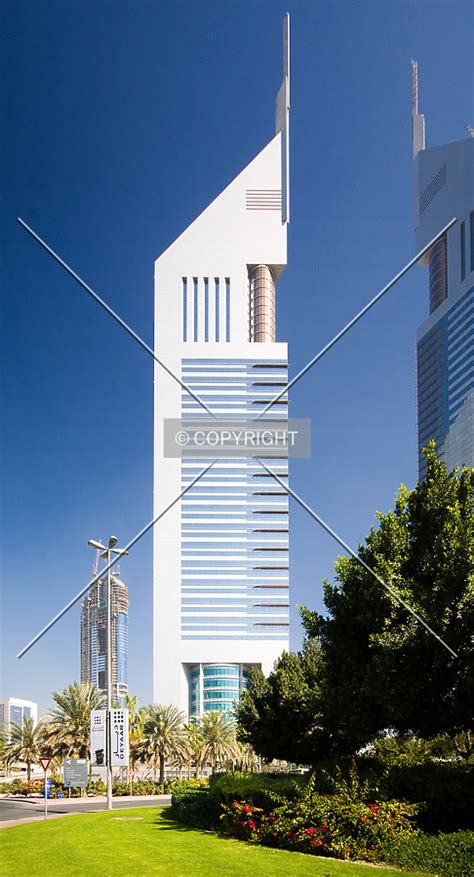 Jumeirah Emirates Towers Hotel Photo 254-258-398 - Stock Image - SKYDB