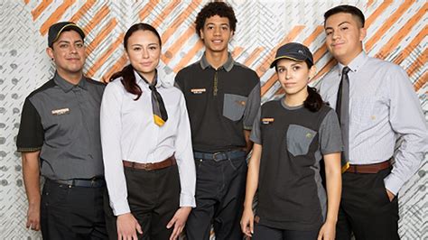 McDonald's reveals new uniforms to mixed reviews - ABC7 Los Angeles