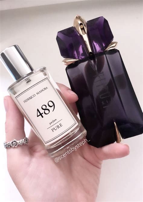 You don’t wear the bottle!🤷🏼‍♀️ in 2021 | Perfume scents, Perfume dupes fragrance, Fragrances ...