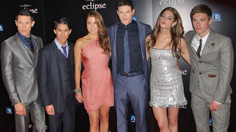 'Eclipse' Cast in the UK -- Style Showdown