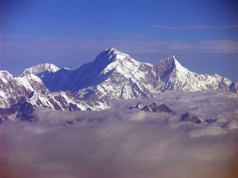 Tallest Mountains Kangchenjunga Himalayas Aerial view - 1710 :: World All Details