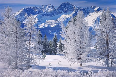 Sawtooth Mountains in winter, Idaho - Alan Majchrowicz Photography