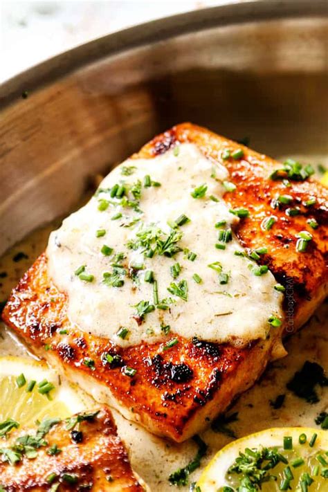 Mahi Mahi in Lemon Garlic Cream Sauce (easy, 30 MINUTE MEAL!)