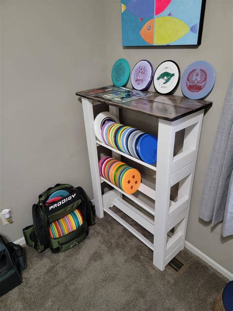 DIY Disc Golf storage shelf : r/discgolf