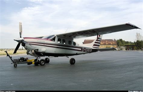 Cessna P210 Turbine - "Silver Eagle" - REKA Kartonage USH | Aviation ...