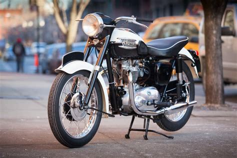 TRIUMPH Tiger T100 (1952-1960) Specs, Performance & Photos - autoevolution