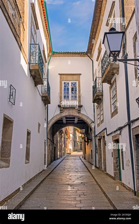 Medieval archway Rua de Santa Maria Old Town Guimarães Portugal Stock ...