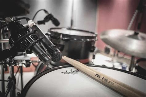 Top 5 Best Drum Mics: Ranked and Reviewed - FaithGiant