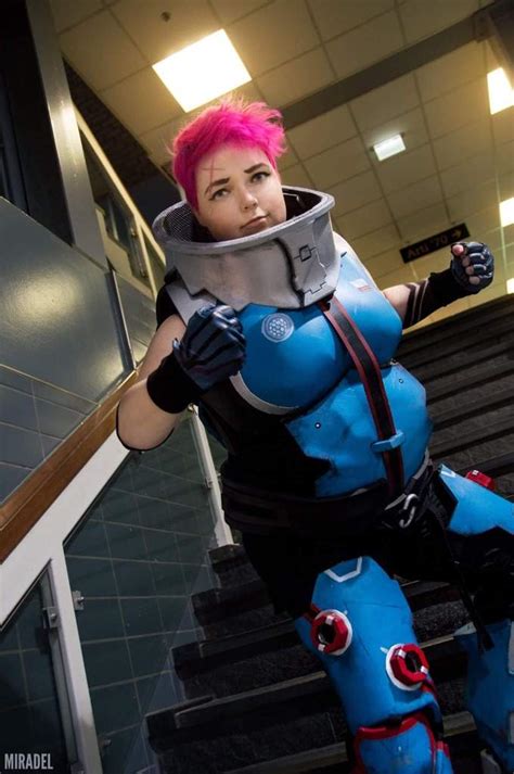 Zarya cosplay | Overwatch Amino