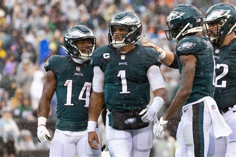 Remarkable Eagles stat plays major role in undefeated start - NFL News