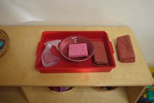 Table Washing - Montessori Album