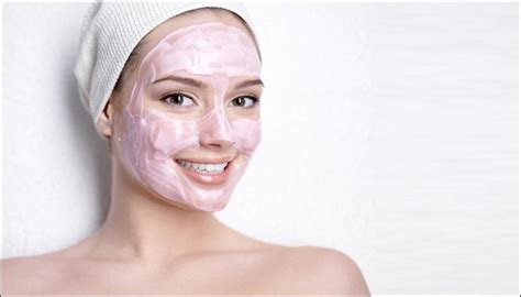 Top 8 Refreshing Face Masks to Pamper Your Tired Skin