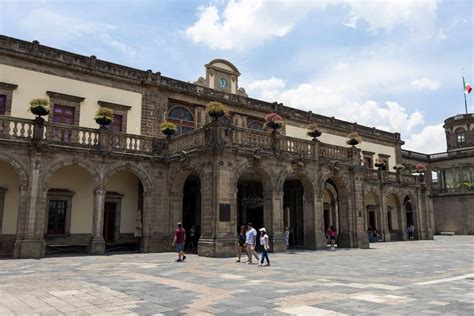 Discovering Mexico City: A Day at Chapultepec Castle - The Froggy ...