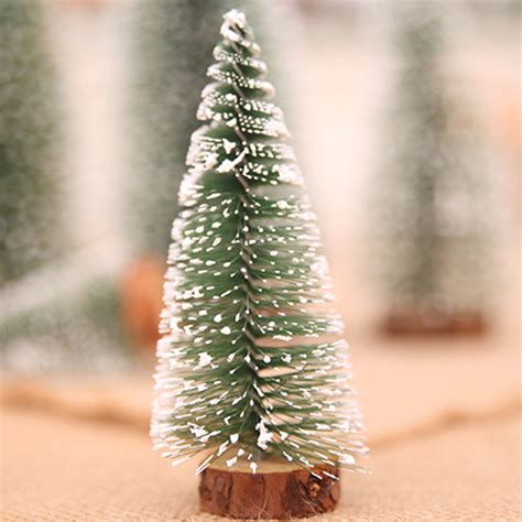 Green Snowy Detail Christmas Tree Print Decoration | modlily.com - USD 6.98