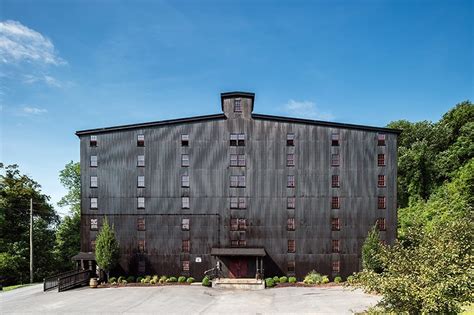 Barton 1792 Distillery Finishes $25 Million Warehouse Expansion | The ...