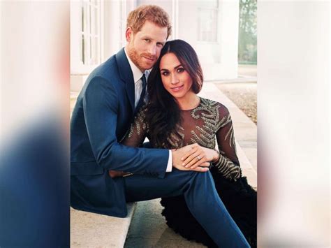 Prince Harry and Meghan Markle pose in candid engagement photos - ABC News