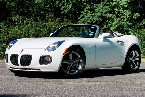 1,900-Mile 2007 Pontiac Solstice GXP 5-Speed for sale on BaT Auctions - closed on June 18, 2022 ...