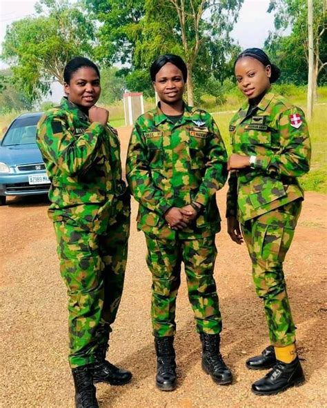 Nigerian Army... - World's Best Dressed Uniform Personels