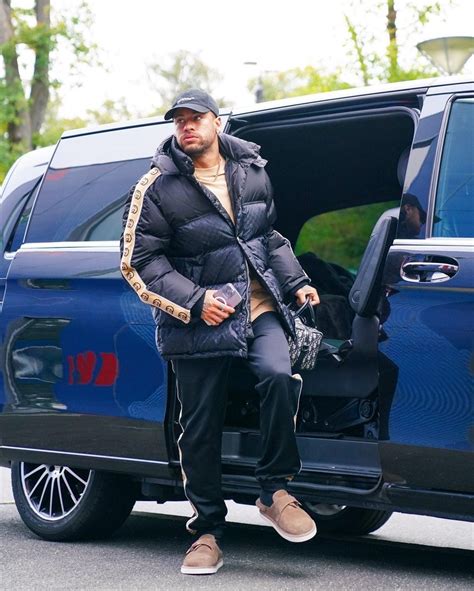 Neymar rocks R80k Fendi & Gucci fashion statement | Kickoff