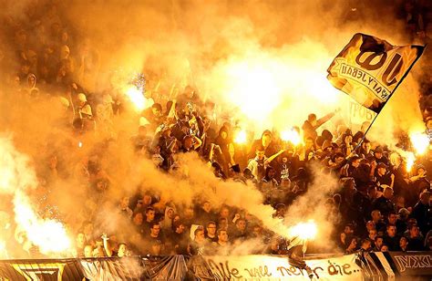 Red Star fans light torches during Serbia's National Cup semifinal ...