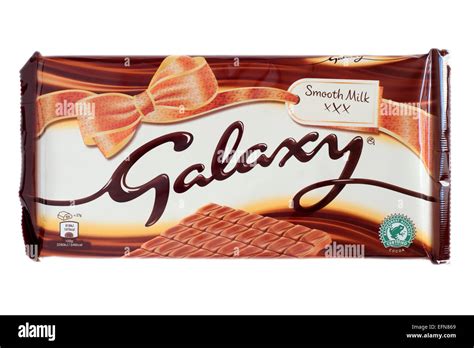 large 390g family sized bar of galaxy milk chocolate on a white background Stock Photo - Alamy