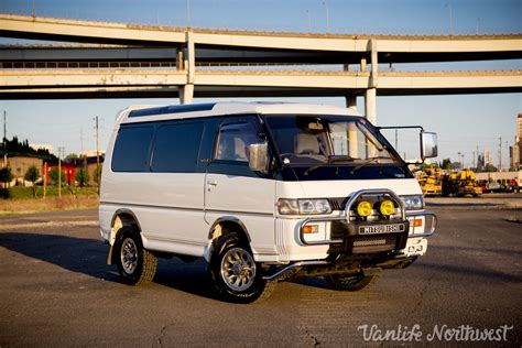 1992 MITSUBISHI Delica L300 — Vanlife Northwest