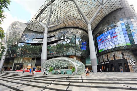 What is the most famous mall in Singapore? – theulstermanreport.com