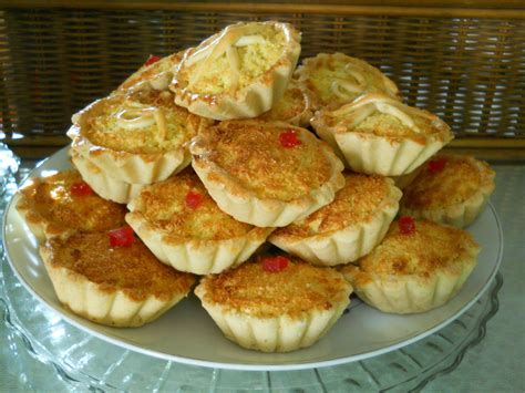 FOOD IDEAS: COCONUT TARTS