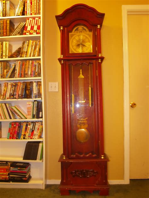 Hickory dickory dock clock - managegerty