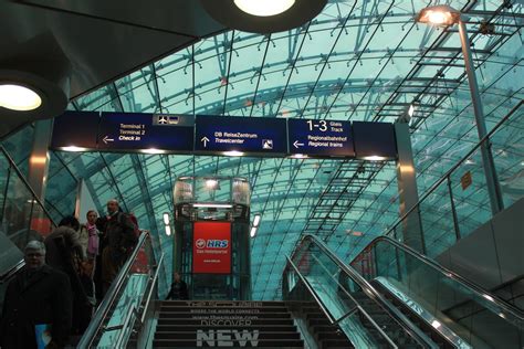 Frankfurt Airport Train Station | The Frankfurt Airport Fern… | Flickr