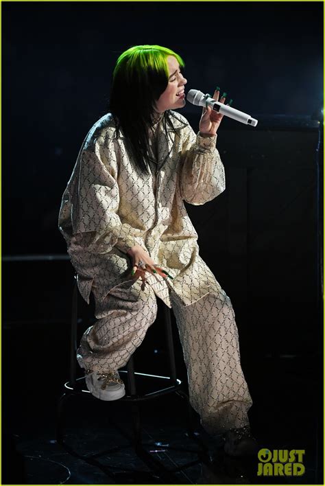 Billie Eilish Shows Off Her Immense Talent During Grammy Awards 2020 Performance | Photo 1285259 ...