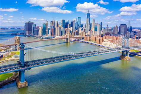 A Tale of Two Bridges: New York Skyline