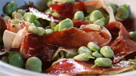 Broad beans with jamon Ibérico recipe - BBC Food