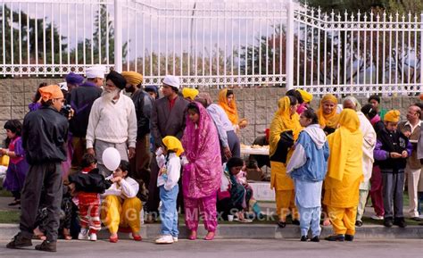 The new face of Canada's Sikhs | SikhNet