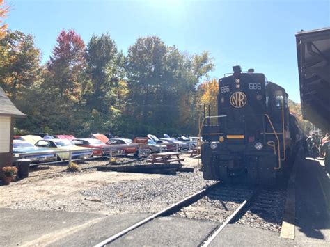 Naugatuck Railroad Car Show In Thomaston - Oct. 15, 2022