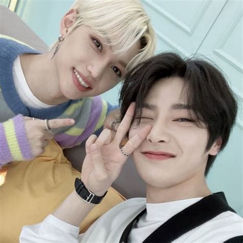 jeonglix jeongin I.N felix skz stray kids selca icon pfp #kpop | Felix stray kids, In icon, Boy ...