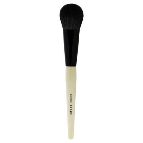 Best Blush Brush to Add Life to Your Beautiful Face