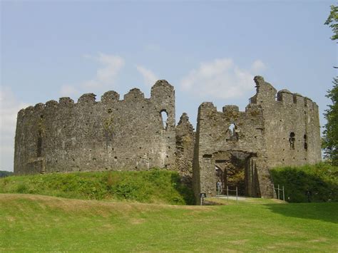 Restormel Castle (Lostwithiel) - Visitor Information & Reviews