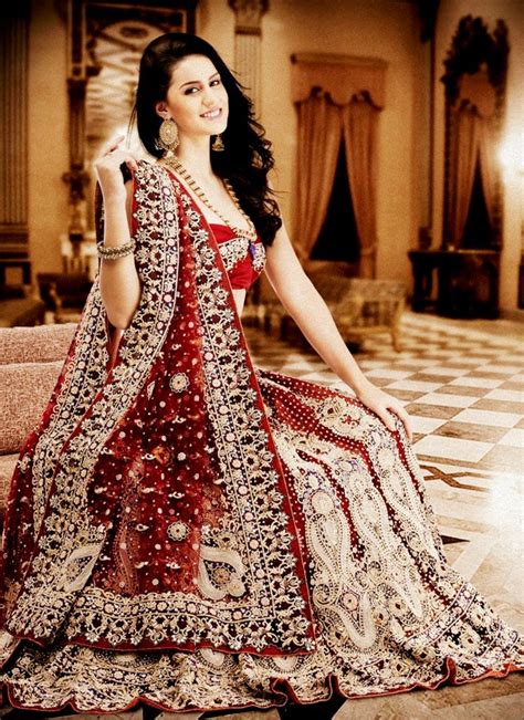 27 TRADITIONAL INDIAN BRIDAL DRESSES - Godfather Style