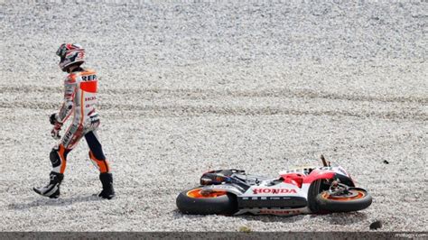 The First MotoGP Crash of Marc Marquez - autoevolution