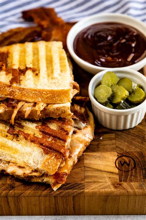 BBQ Chicken Panini Recipe - EASY GOOD IDEAS